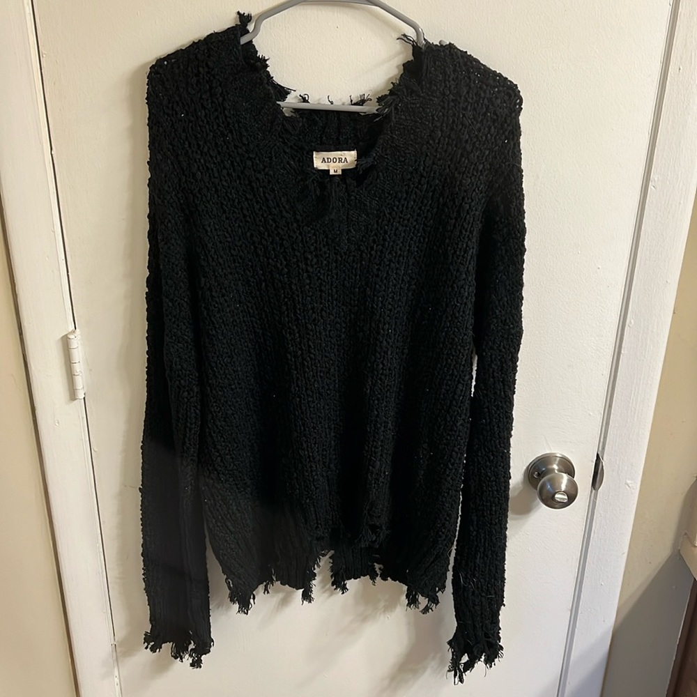 Women’s knit/frayed sweater